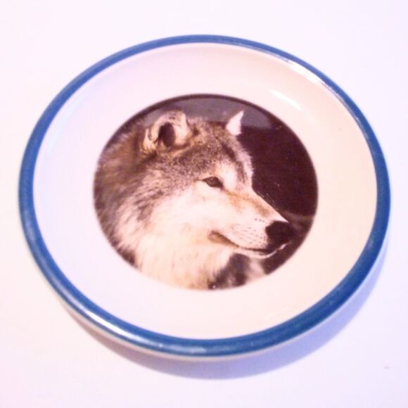National Wildlife Federation American Wilderness Wolf Dinner Plate 12 Inch - Picture 2 of 3